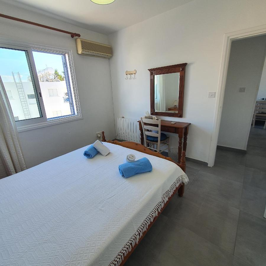 Latchi Ithaki, 2 Bedroom Penthouse Exterior foto