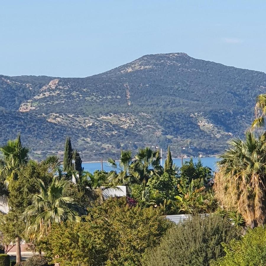 Latchi Ithaki, 2 Bedroom Penthouse Exterior foto